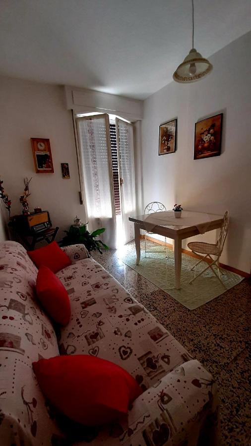 B&B Rosa Samarate Luaran gambar