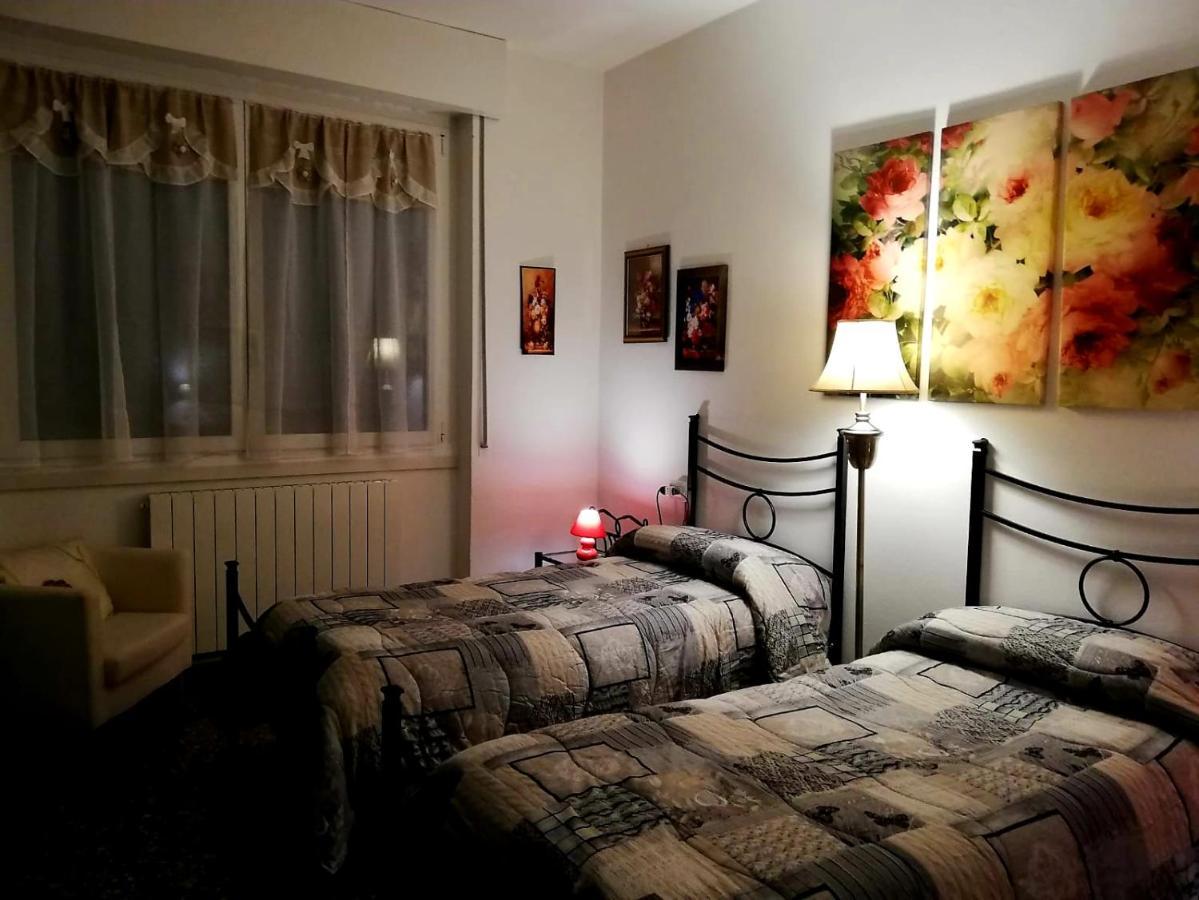 B&B Rosa Samarate Luaran gambar