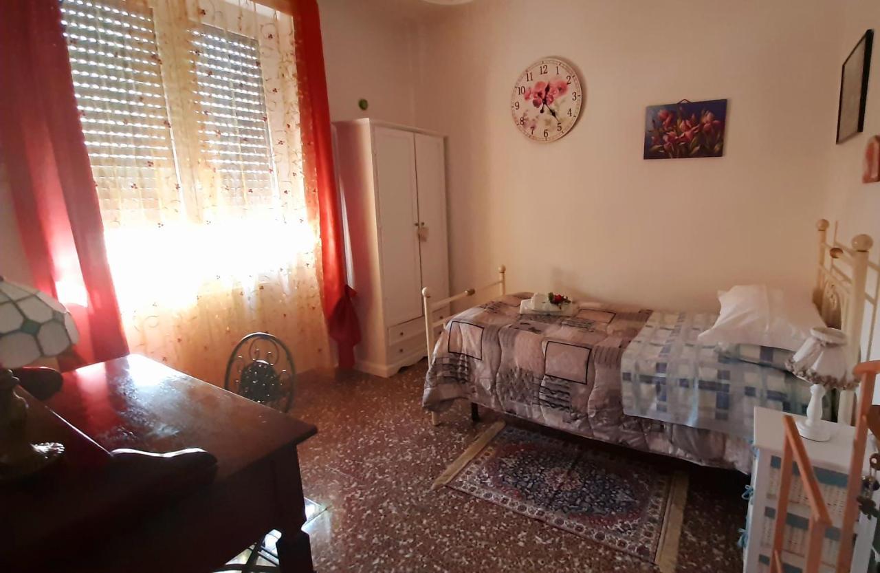 B&B Rosa Samarate Luaran gambar